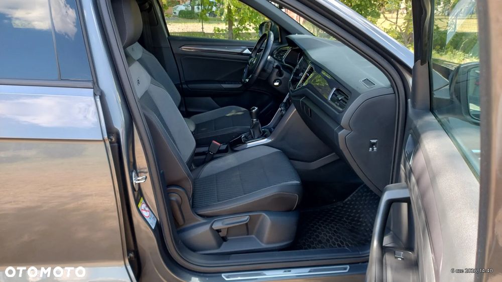 Volkswagen T-Roc 1.5 TSI R-Line - 17
