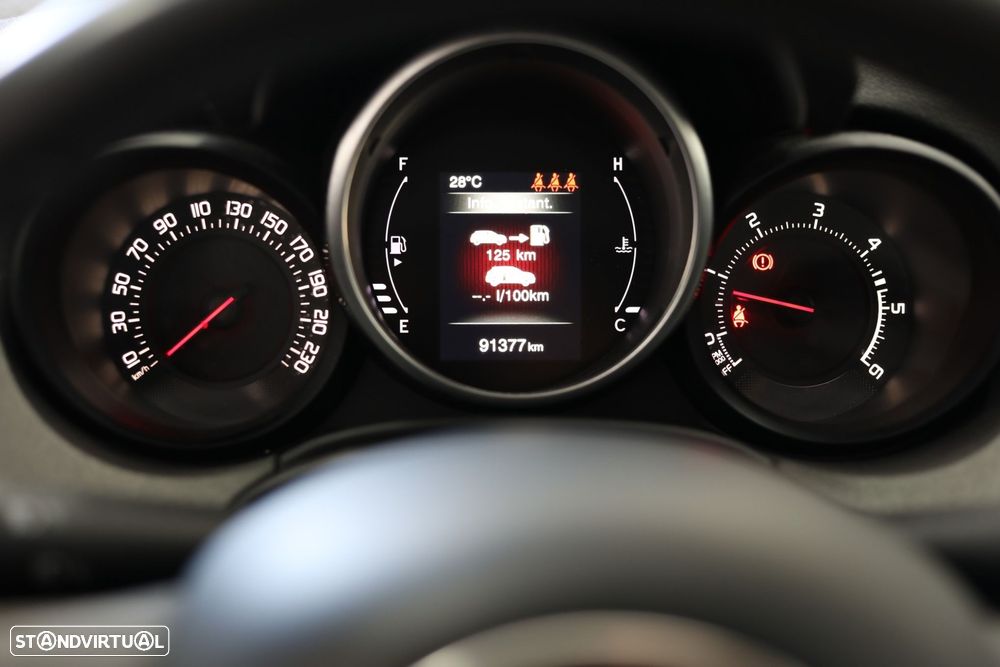 Fiat 500X 1.3 MJ City Cross S&S - 9