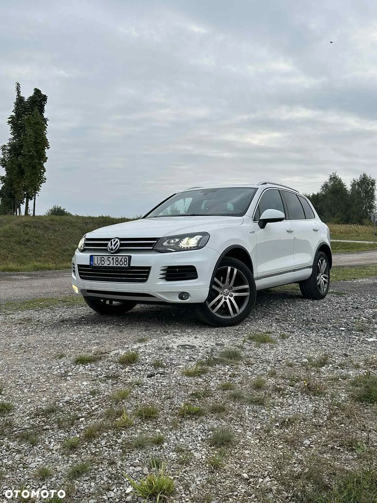 Volkswagen Touareg - 1