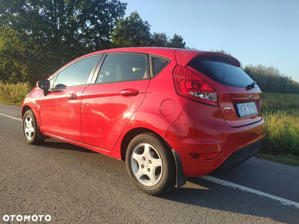 Ford Fiesta - 28