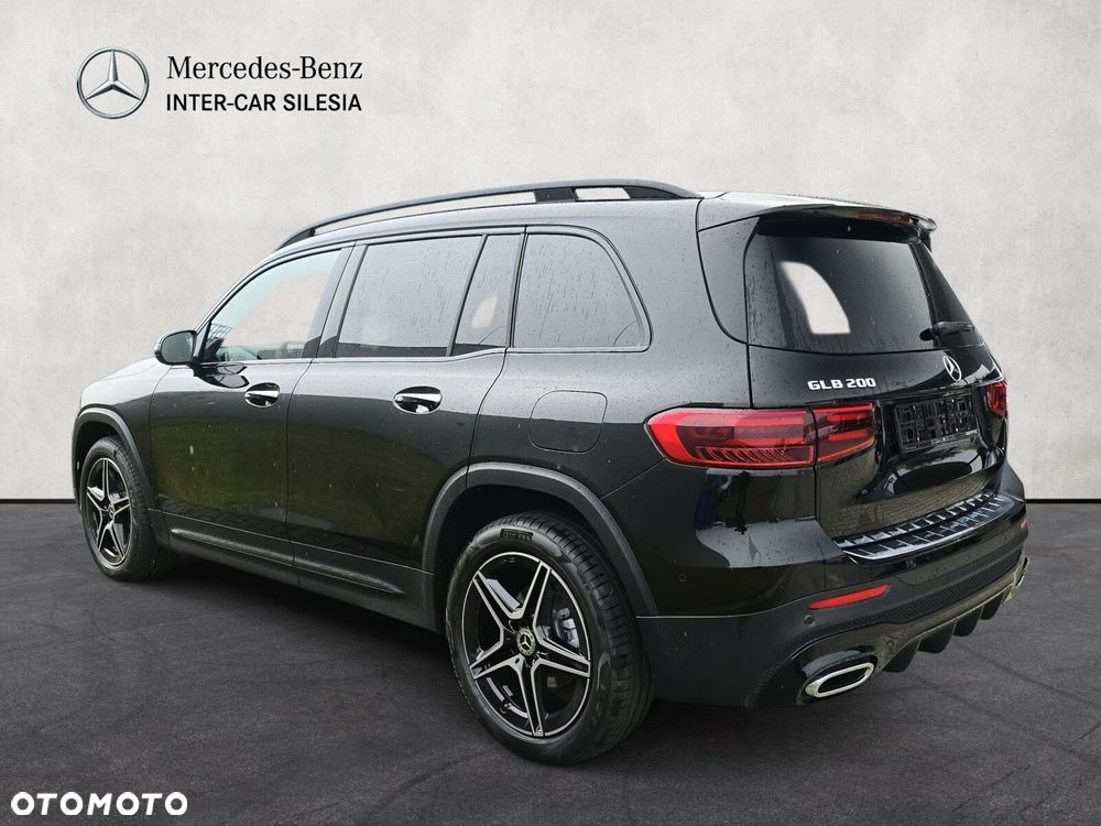 Mercedes-Benz GLB - 7