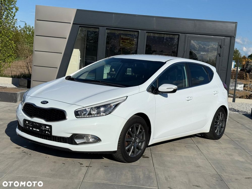 Kia Ceed - 1