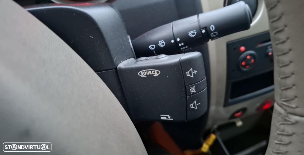 Renault Mégane 1.5 dCi L. Dynamique - 13