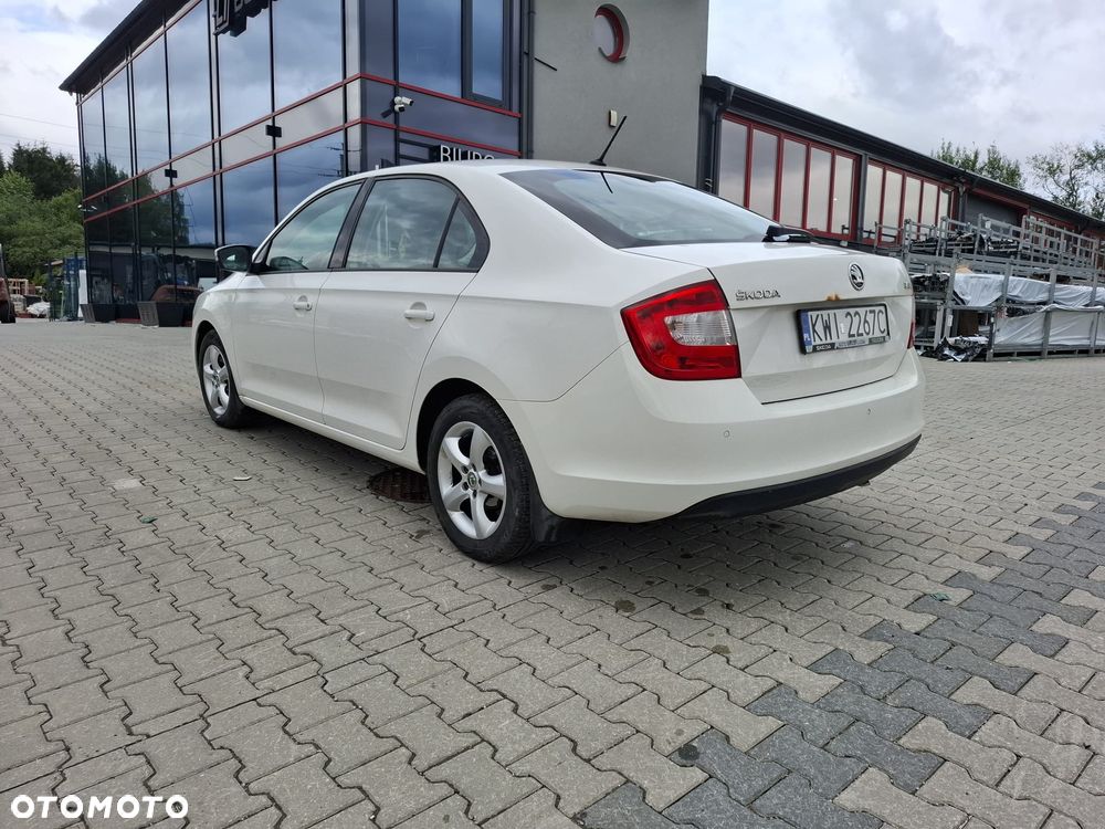 Skoda Rapid 2016 photo 4