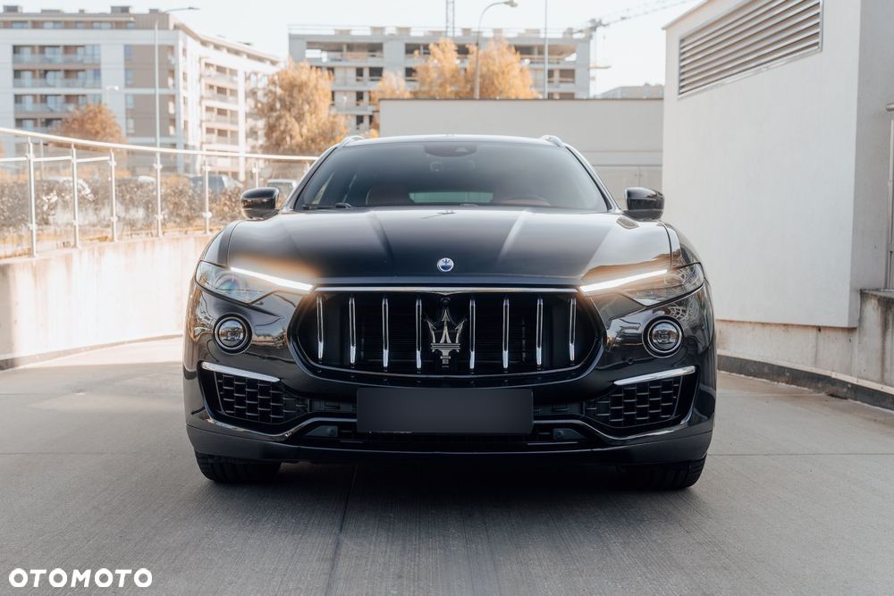 Maserati Levante - 10
