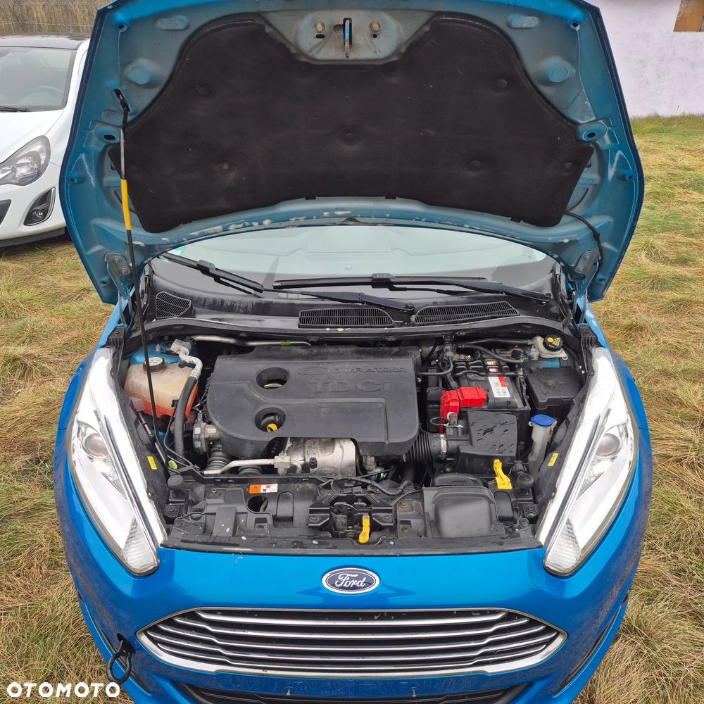 Ford Fiesta 1.6 TDCI SYNC Edition - 15