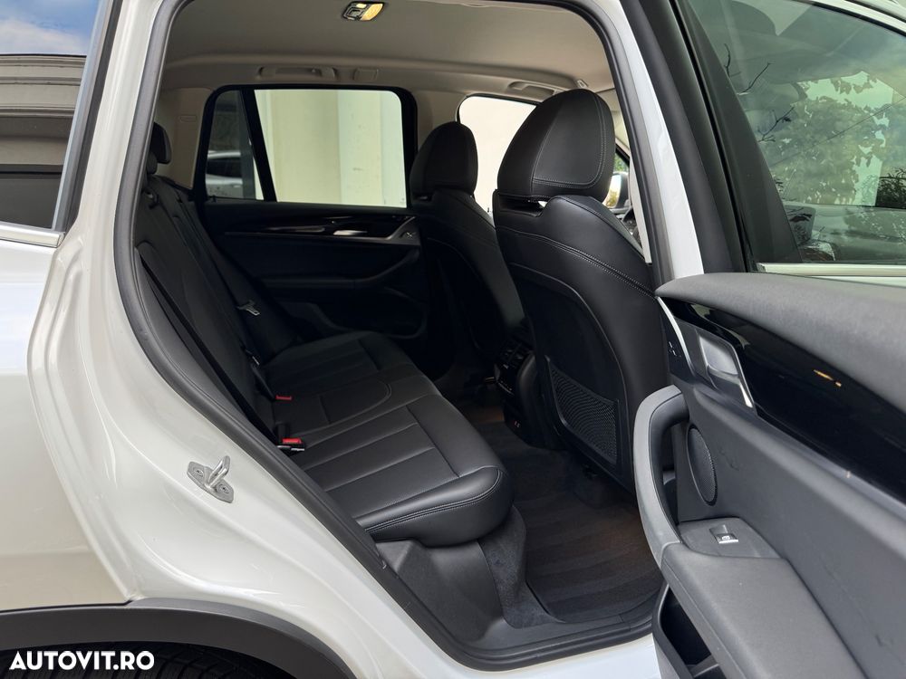 BMW X3 xDrive20d AT MHEV - 12