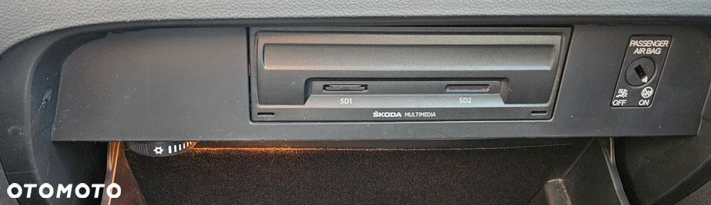 Skoda Octavia 2.0 TSI Ambition DSG - 19