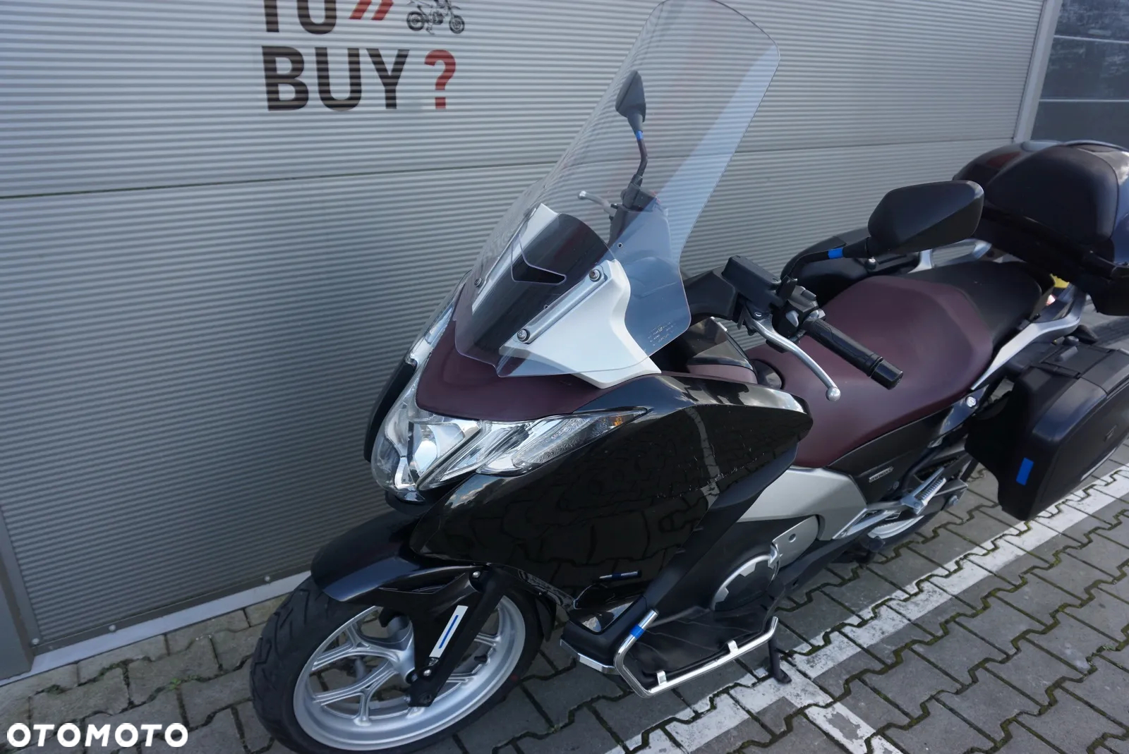 Honda NC - 16