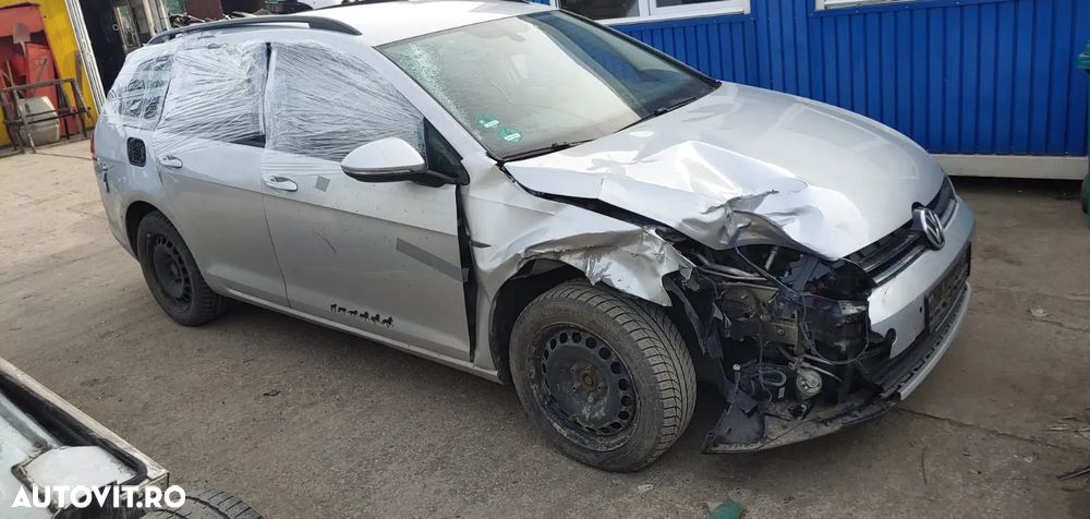 Dezmembrez Volkswagen Golf 7 - 2