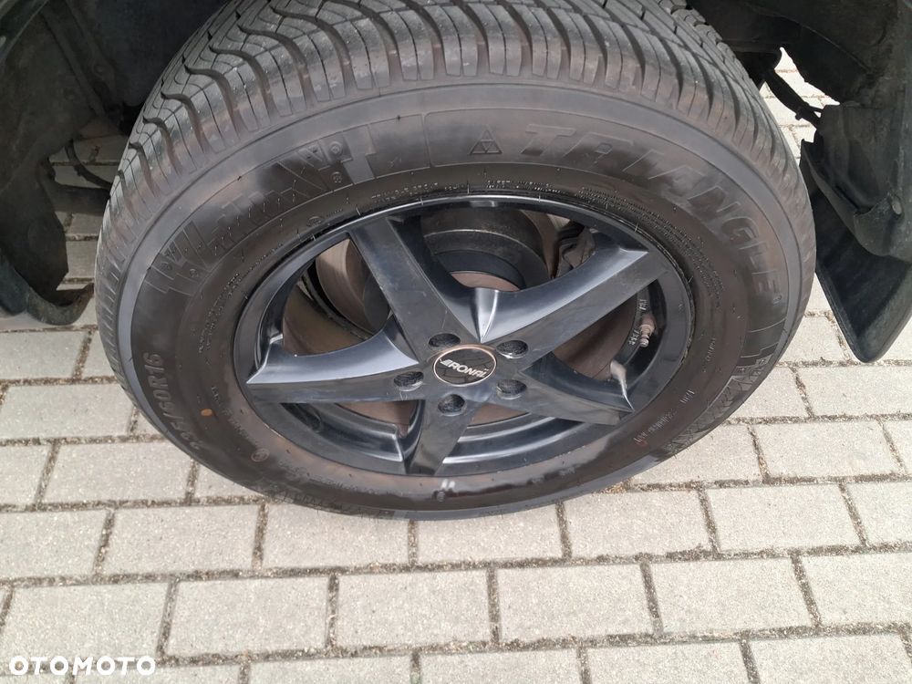 Toyota RAV4 4x4 - 15
