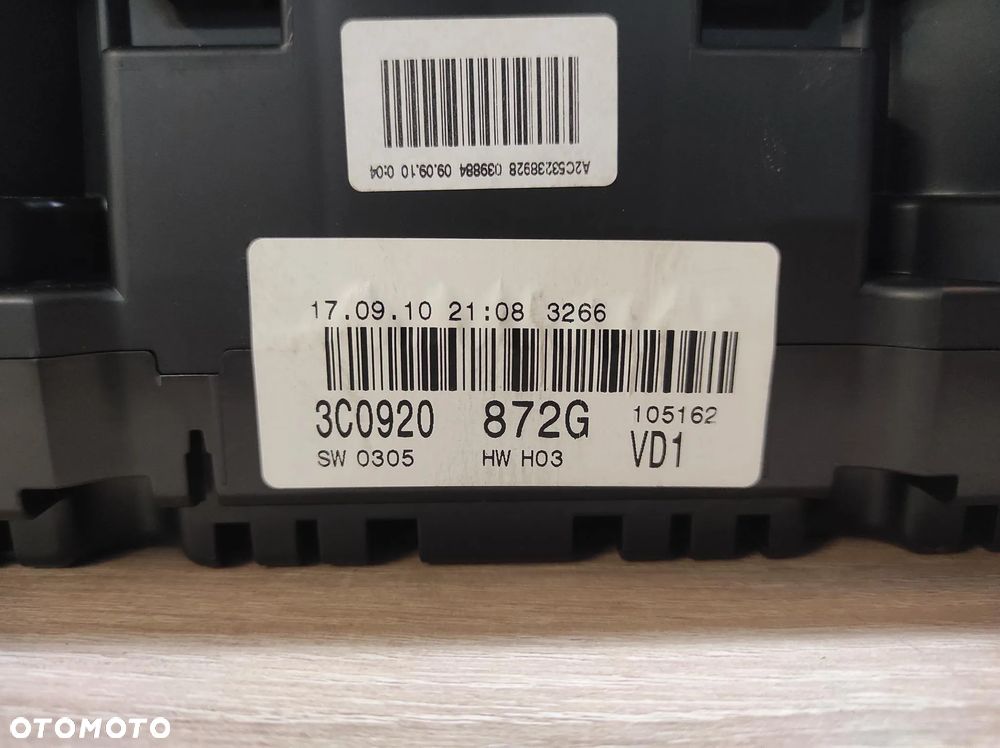 LICZNIK ZEGARY VOLKSWAGEN VW PASSAT B6 3C0920870G - 2
