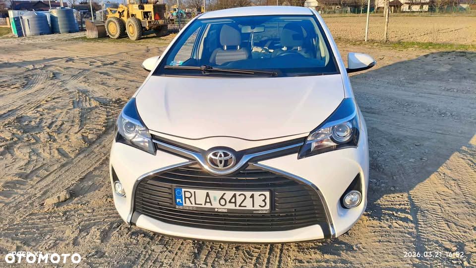 Toyota Yaris 1.33 Premium - 2