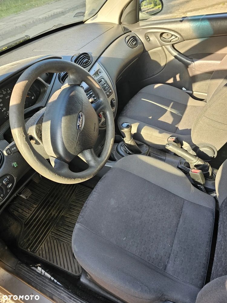 Ford Focus 1.6 Comfort - 2