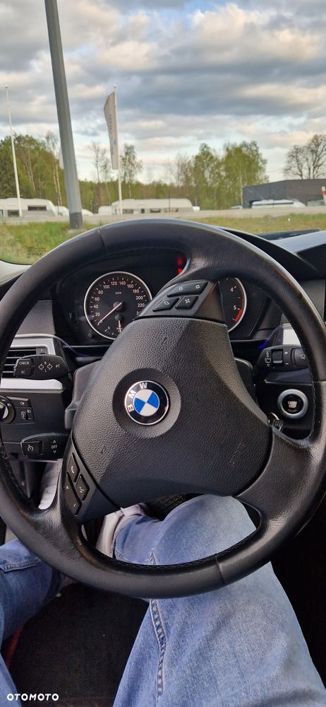 BMW Seria 5 - 25