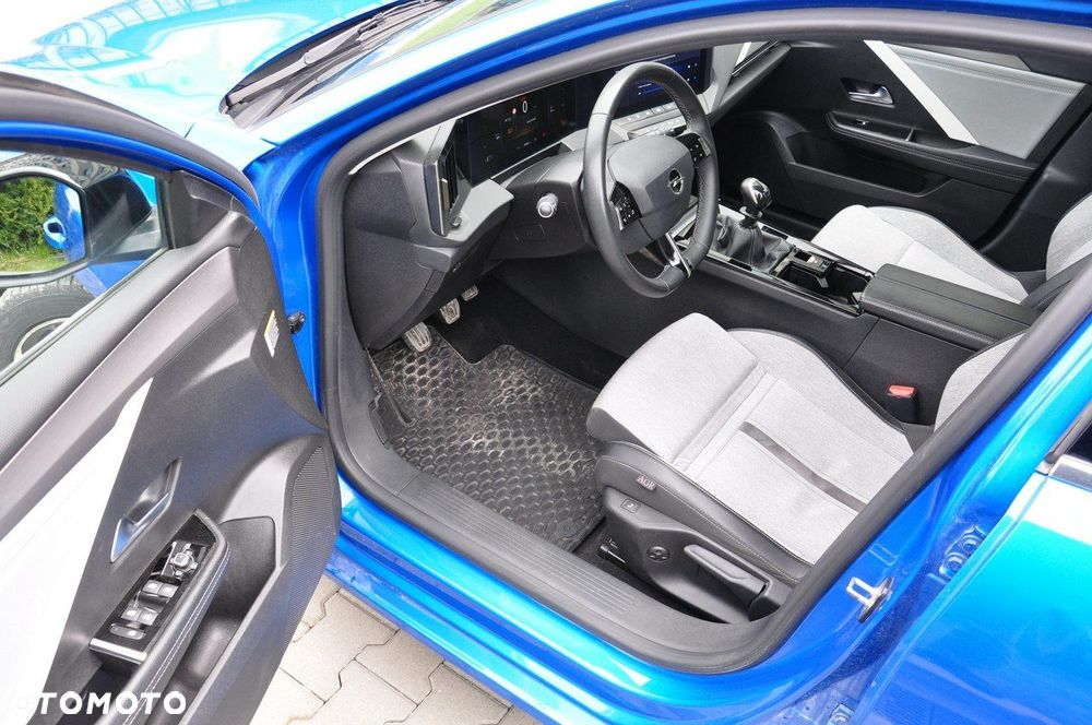 Opel Astra 1.2 T Business Edition S&S - 14