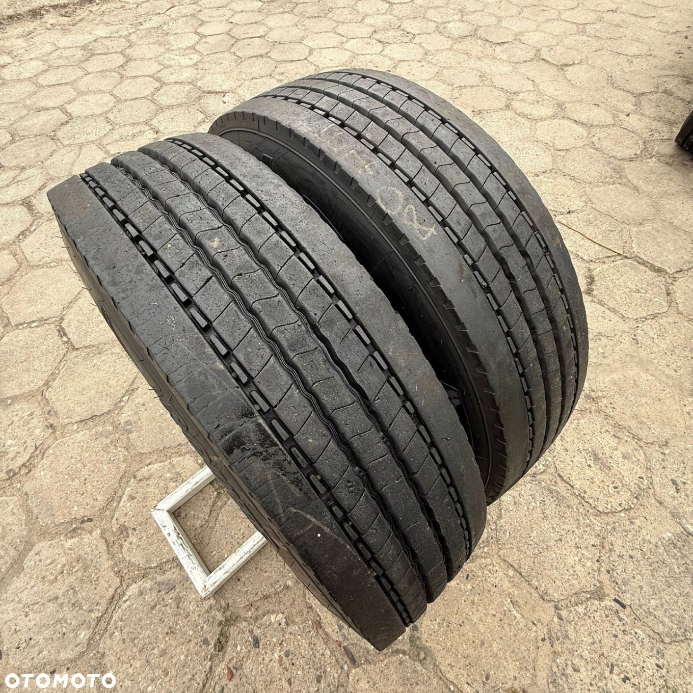 315/80R22.5 BF GOODRICH ROUTE CONTROL S VG 10-11mm 2023R PRZÓD PARA TP784 - 1