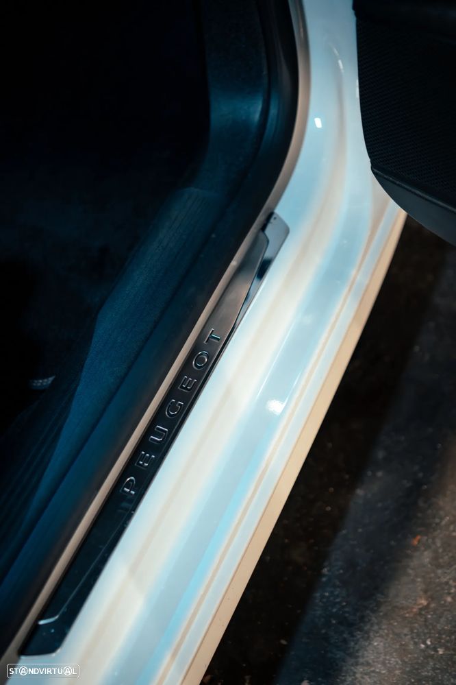 Peugeot 508 SW 1.5 BlueHDi GT EAT8 - 16