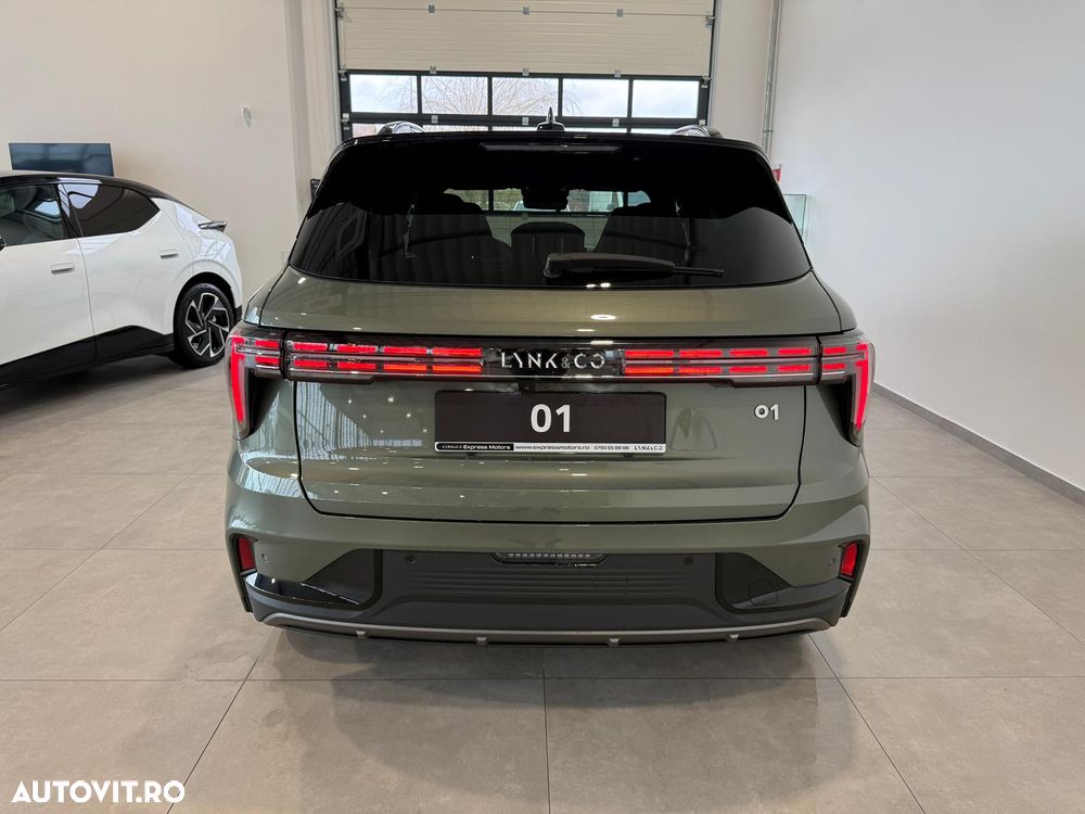Lynk&Co 01 - 3