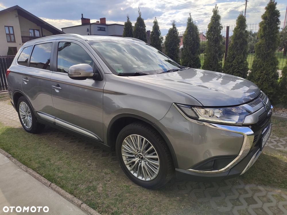 Mitsubishi Outlander 2.0 2WD CVT Active - 18