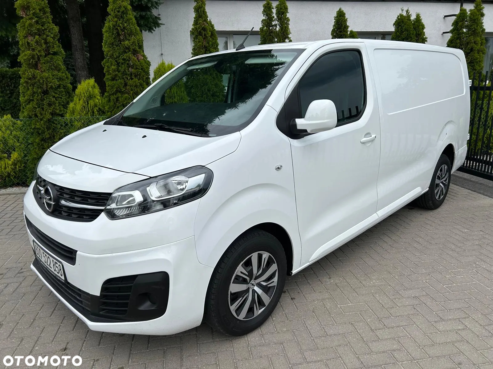 Opel Vivaro - 2
