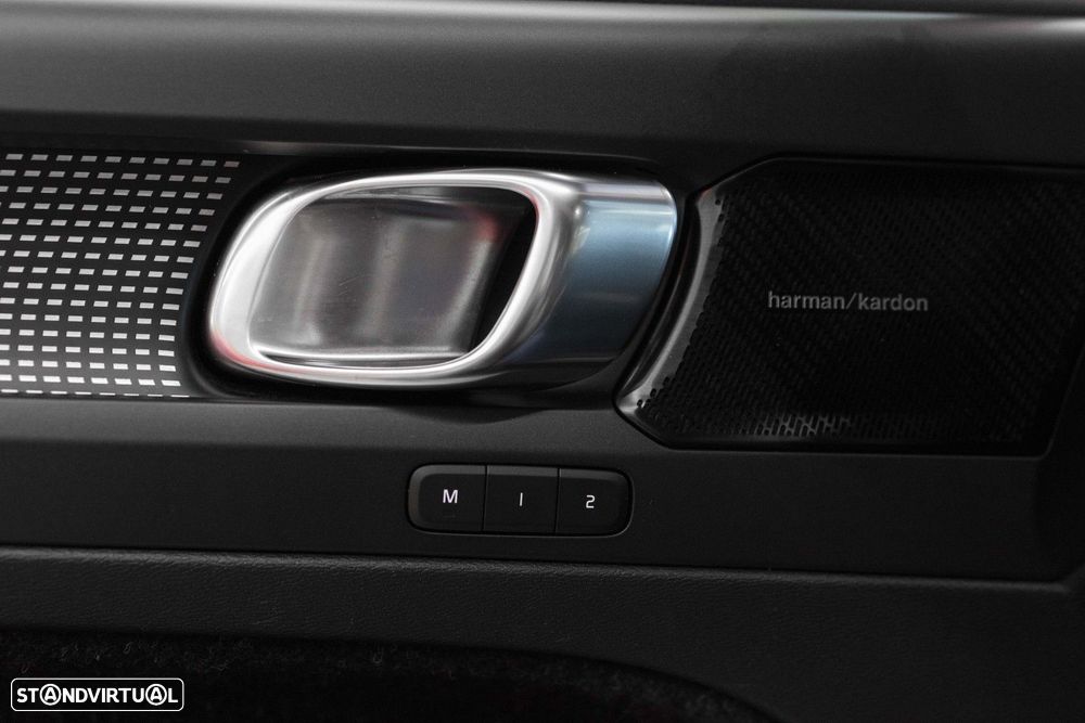 Volvo XC 40 P8 AWD Recharge RDesign - 19