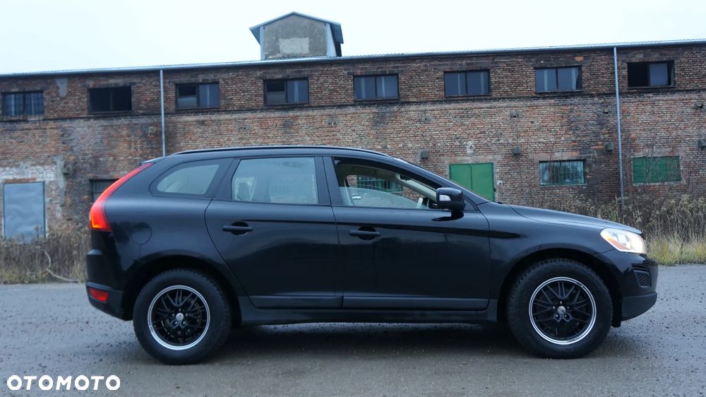 Volvo XC 60 D3 Momentum - 14