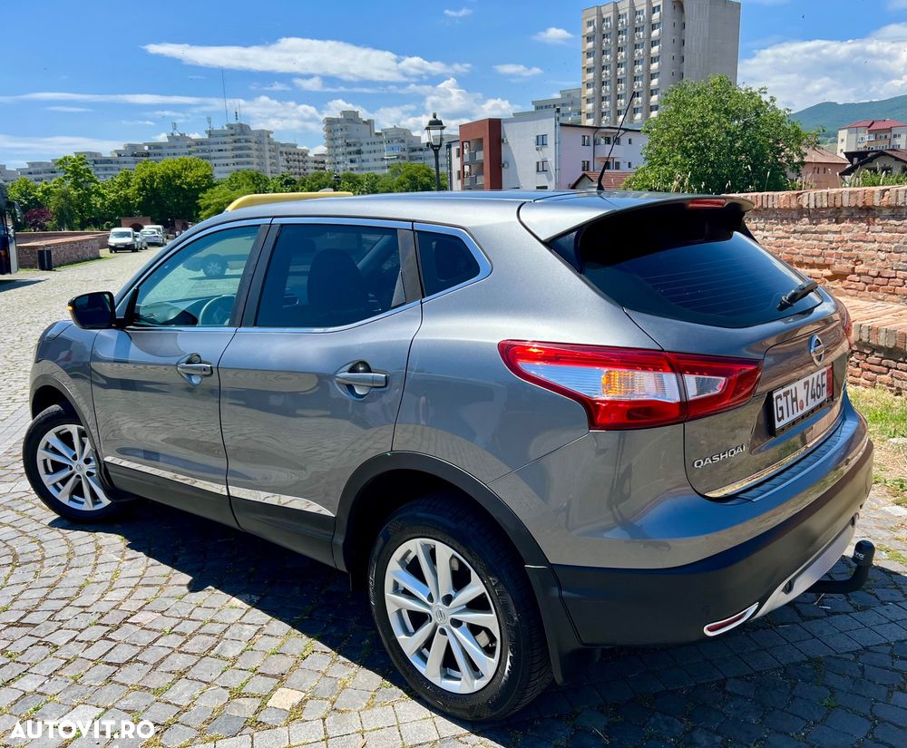 Nissan Qashqai - 4
