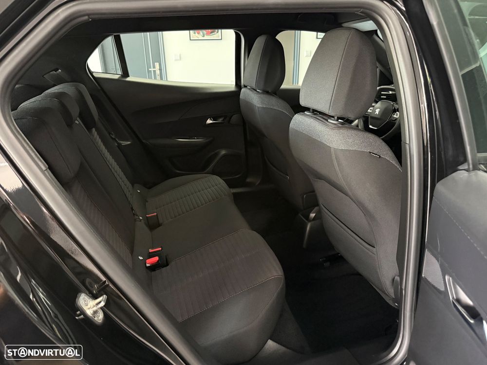 Peugeot 2008 1.2 PureTech Active - 29