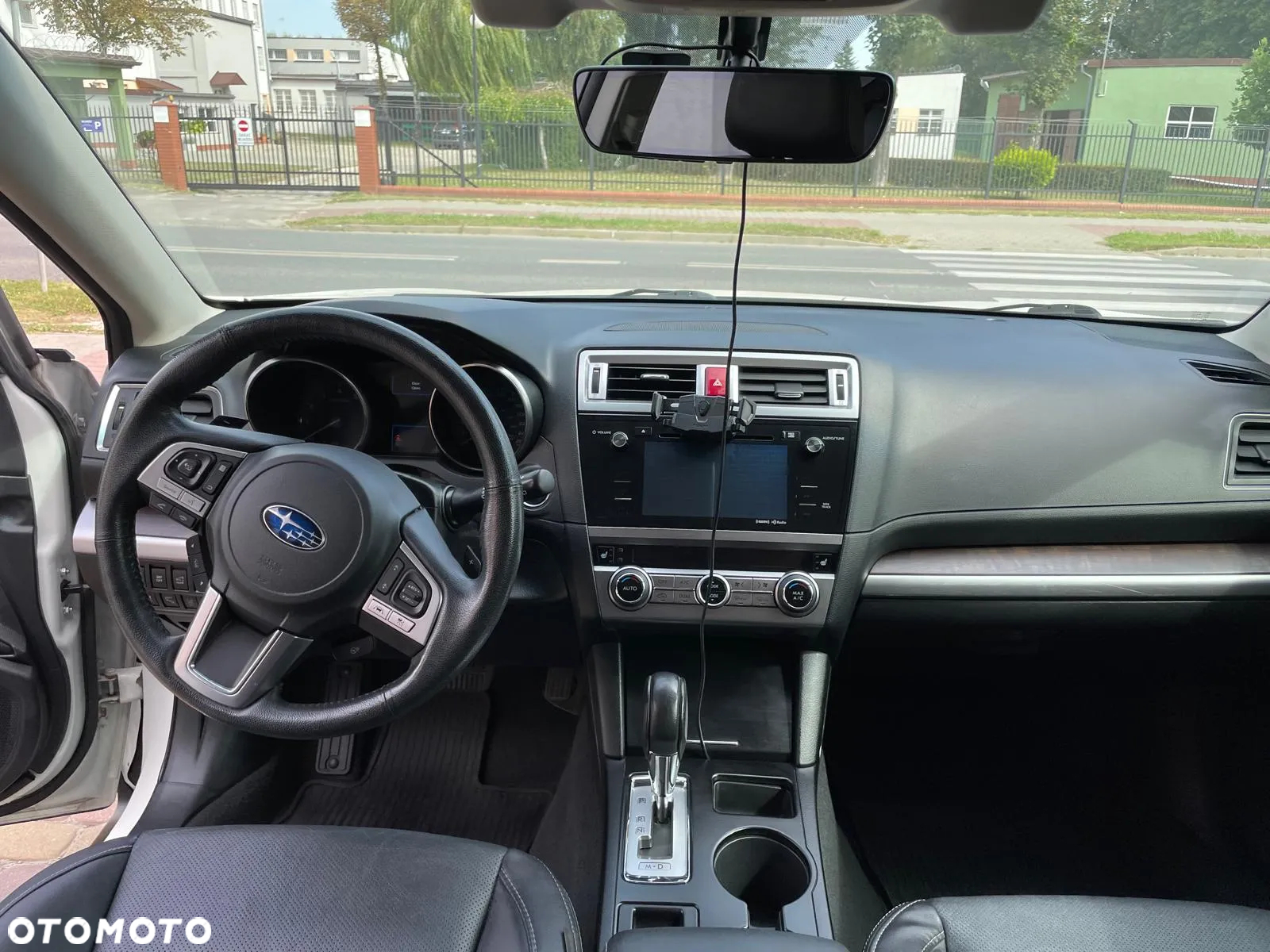 Subaru Outback - 33