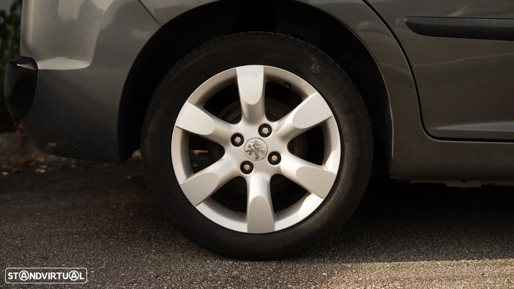 Peugeot 207 SW 1.6 HDi Premium - 7