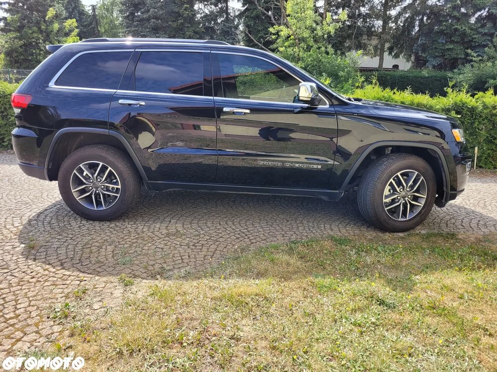 Jeep Grand Cherokee - 8