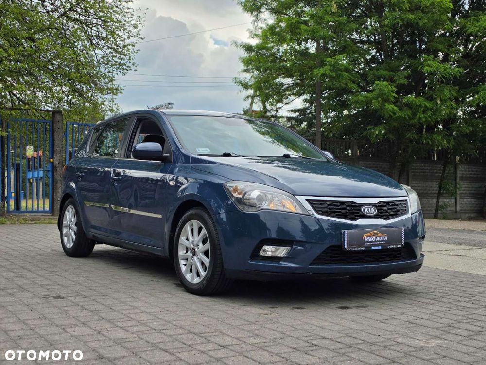 Kia Ceed - 3