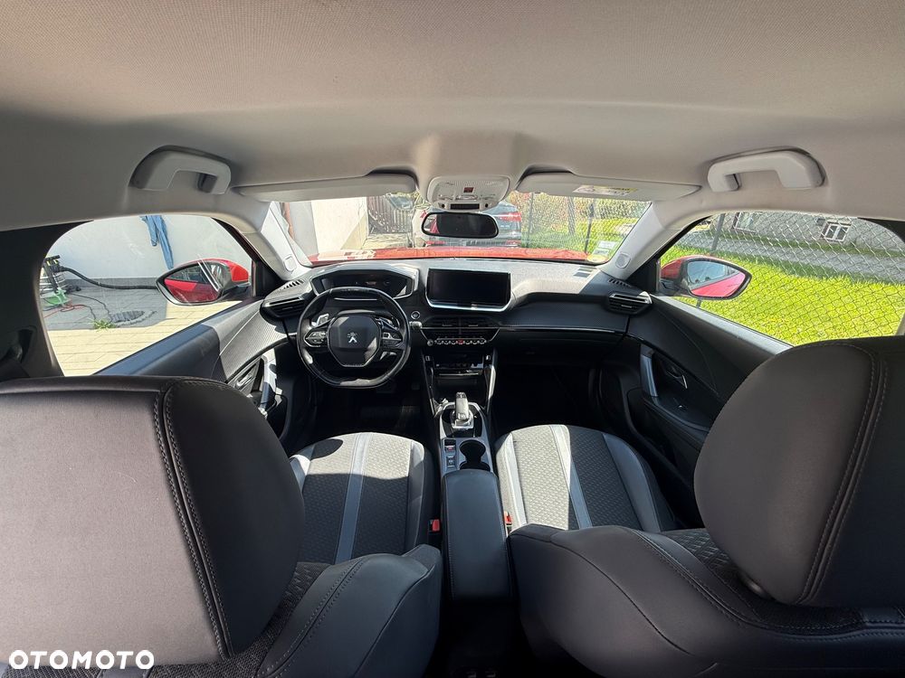 Peugeot 2008 1.5 BlueHDi Allure S&S EAT8 - 10