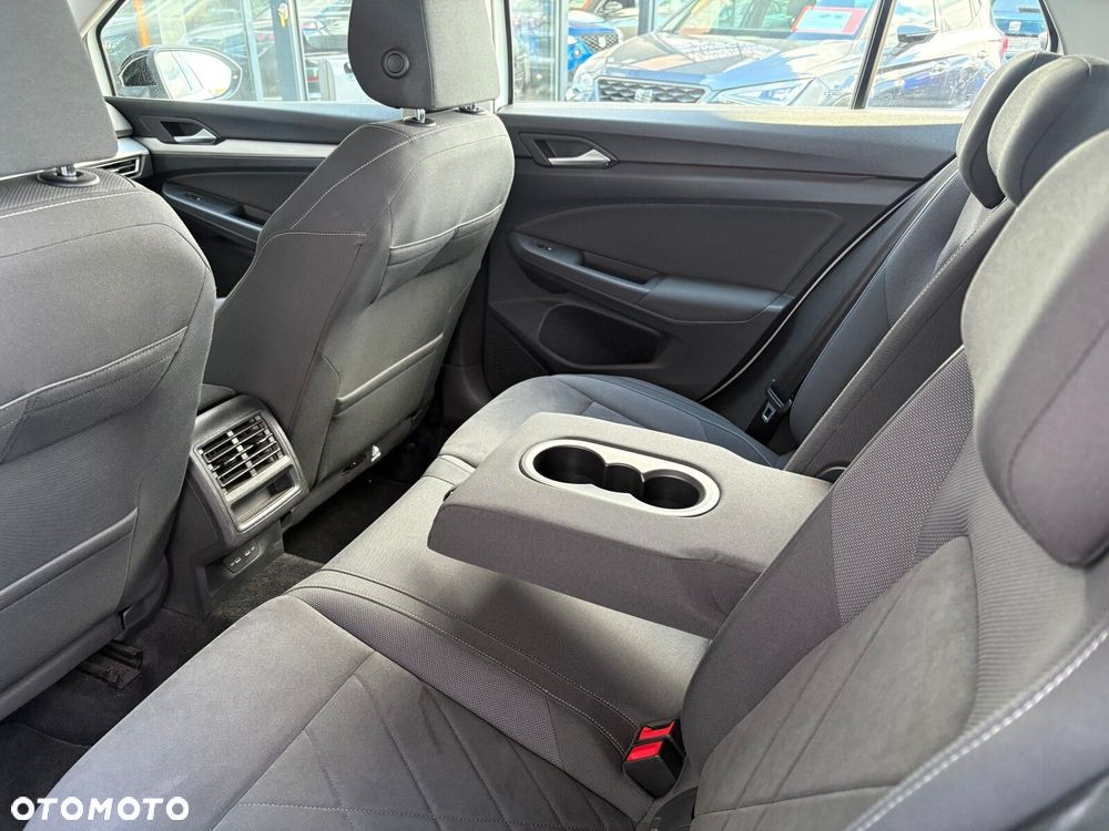 Volkswagen Golf - 15