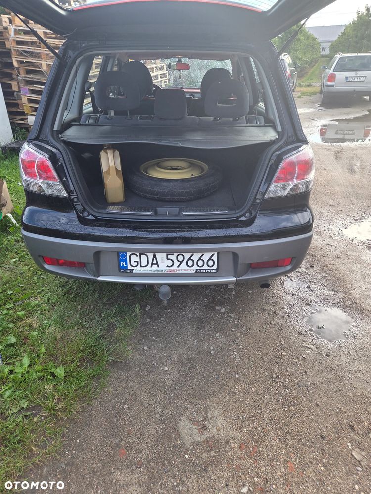 Mitsubishi Outlander - 6