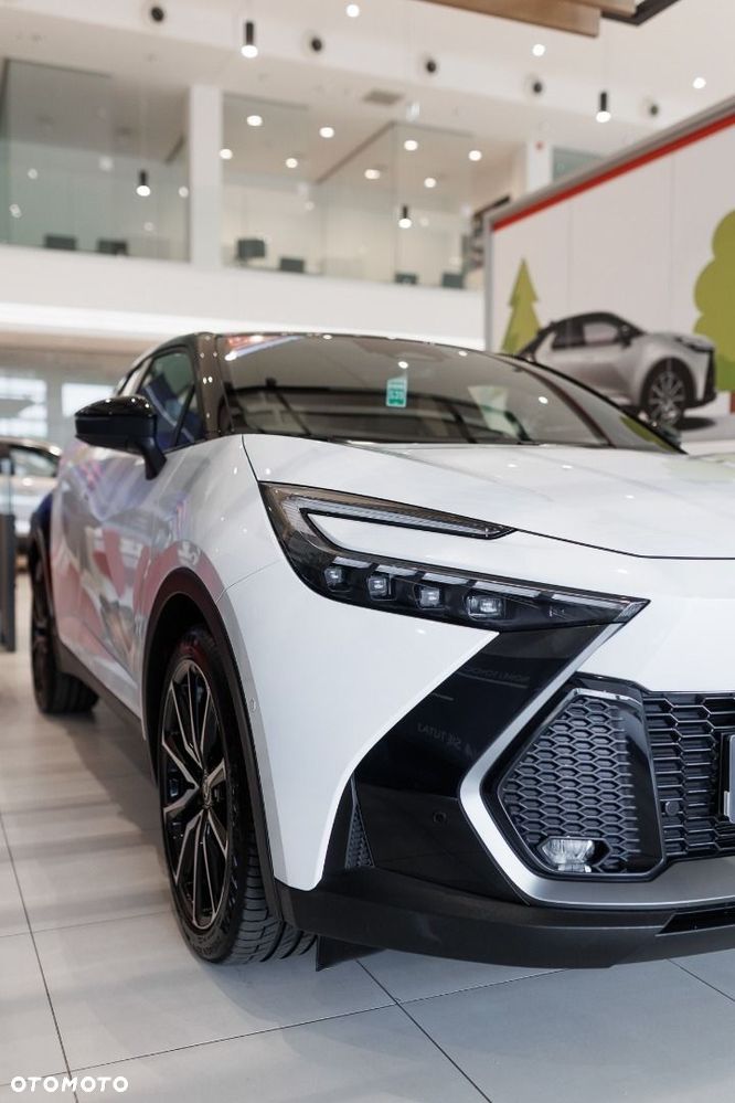 Toyota C-HR - 12