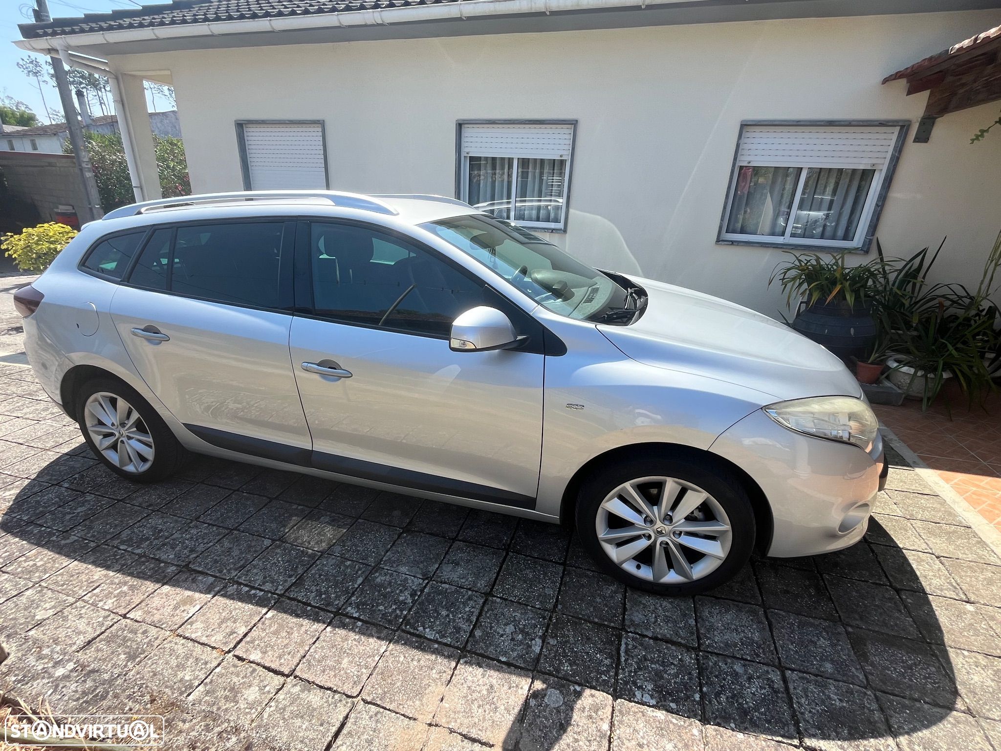 Renault Mégane Sport Tourer 1.5 dCi Dynamique - 1