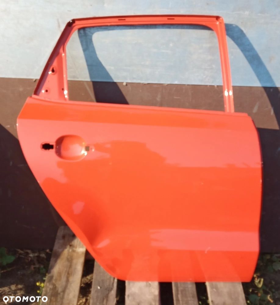 Drzwi prawy tył VW Polo 6R4833312 2009-16r. - 1