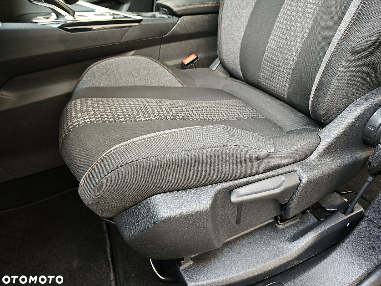 Peugeot 5008 - 27