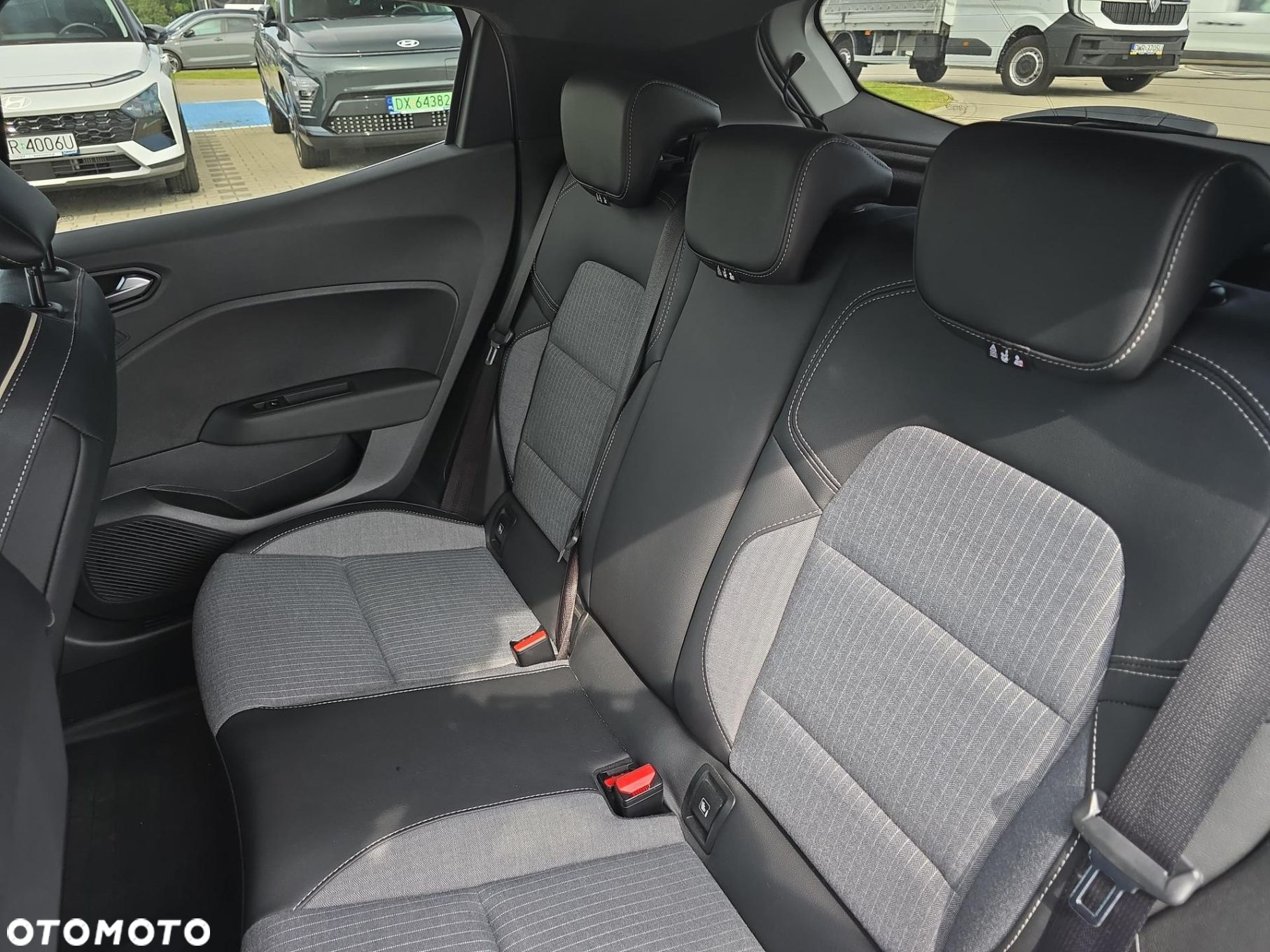 Renault Clio 1.0 TCe Techno - 11