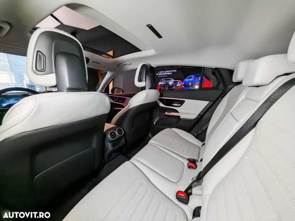 Mercedes-Benz GLC 300 e 4Matic 9G-TRONIC Edition AMG Line - 23