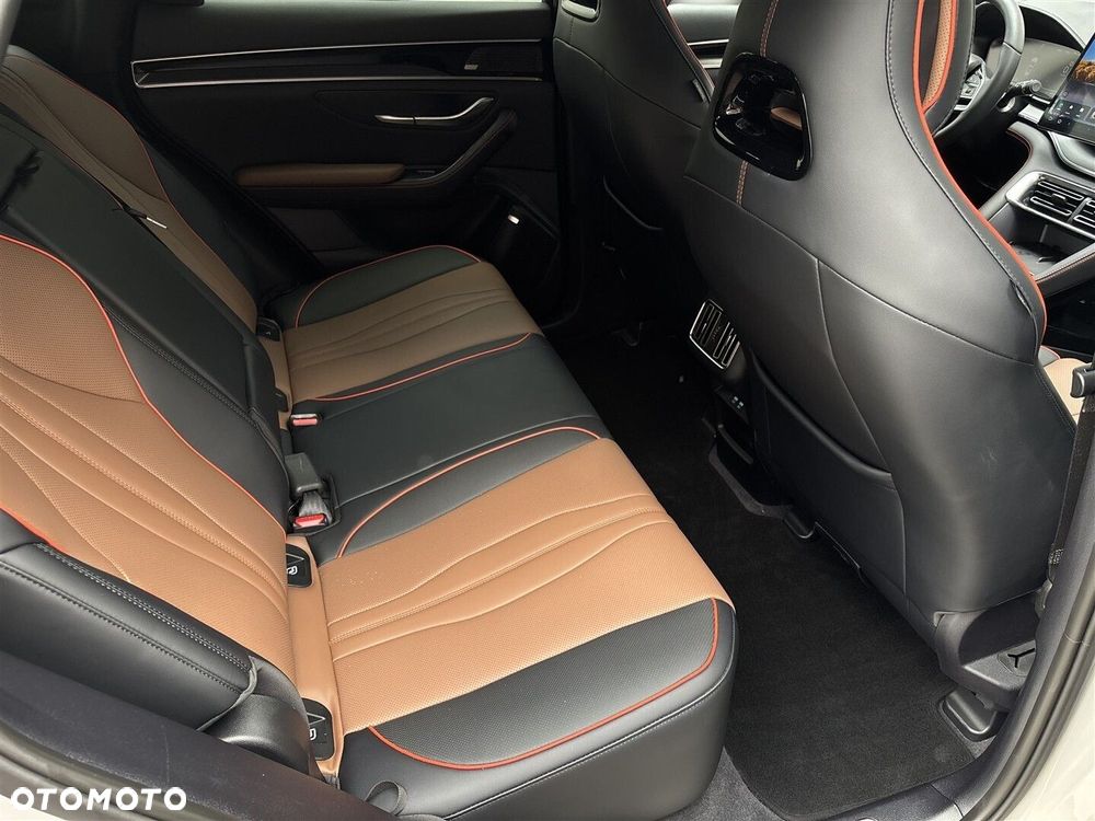BYD Seal U - 8