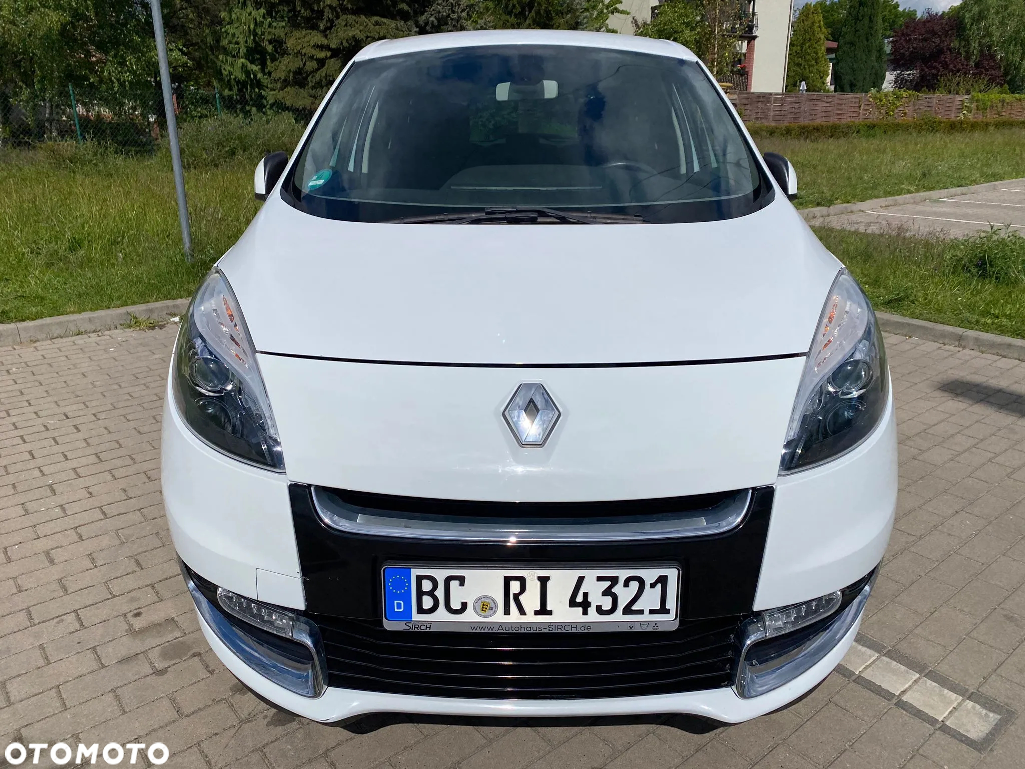 Renault Scenic 1.5 dCi Limited - 8