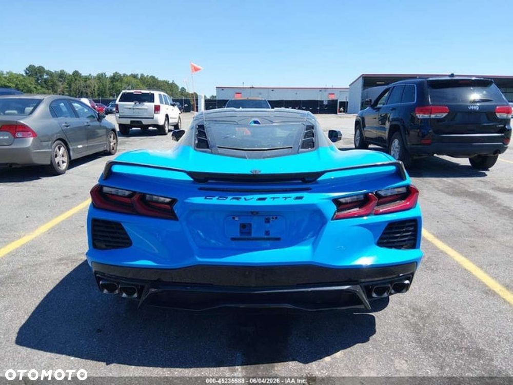 Chevrolet Corvette - 5