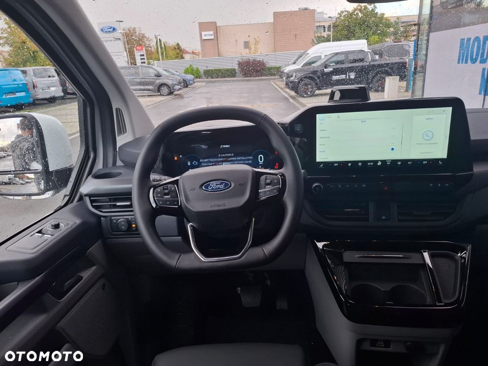 Ford Tourneo Custom 2.5 PHEV CVT 340 L2 Titanium X - 16