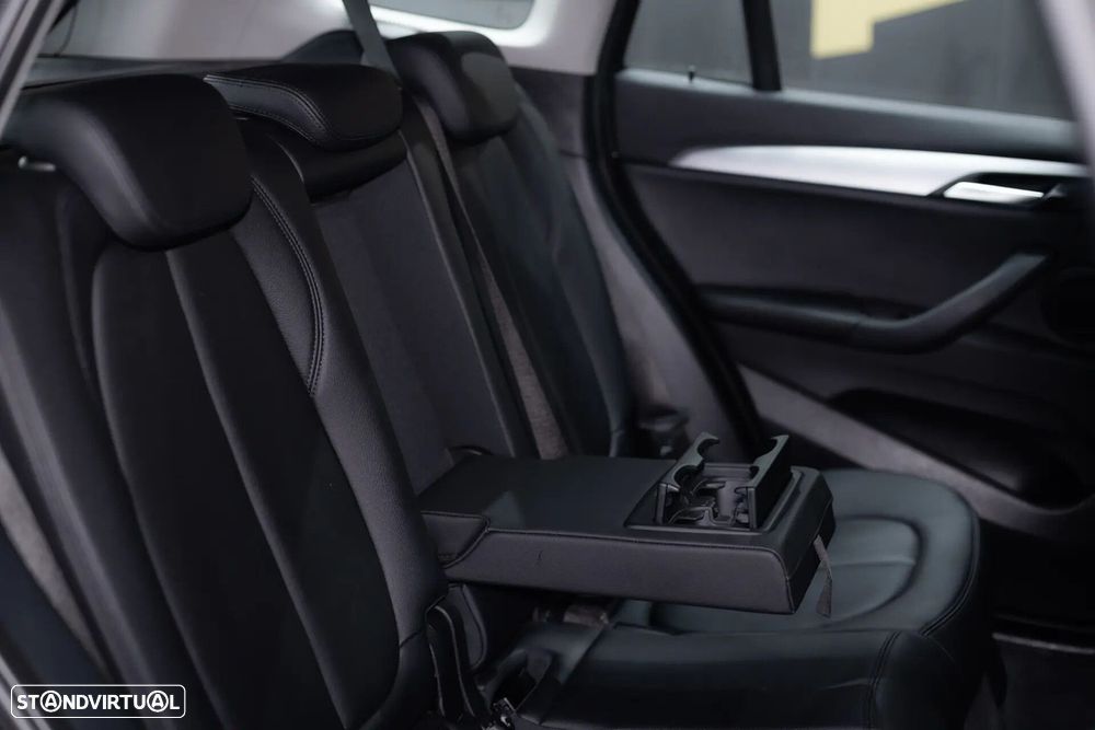 BMW X1 16 d sDrive Line Sport Auto - 16