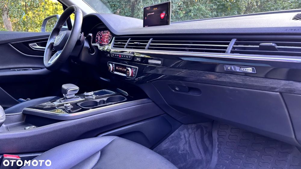 Audi Q7 3.0 TFSI Quattro Tiptr - 20