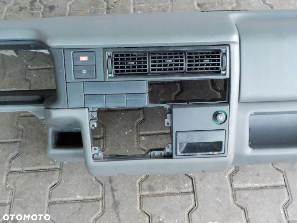 VW T4 96-98 MULTIVAN DESKA ROZDZIELCZA MIĘKKA - 2