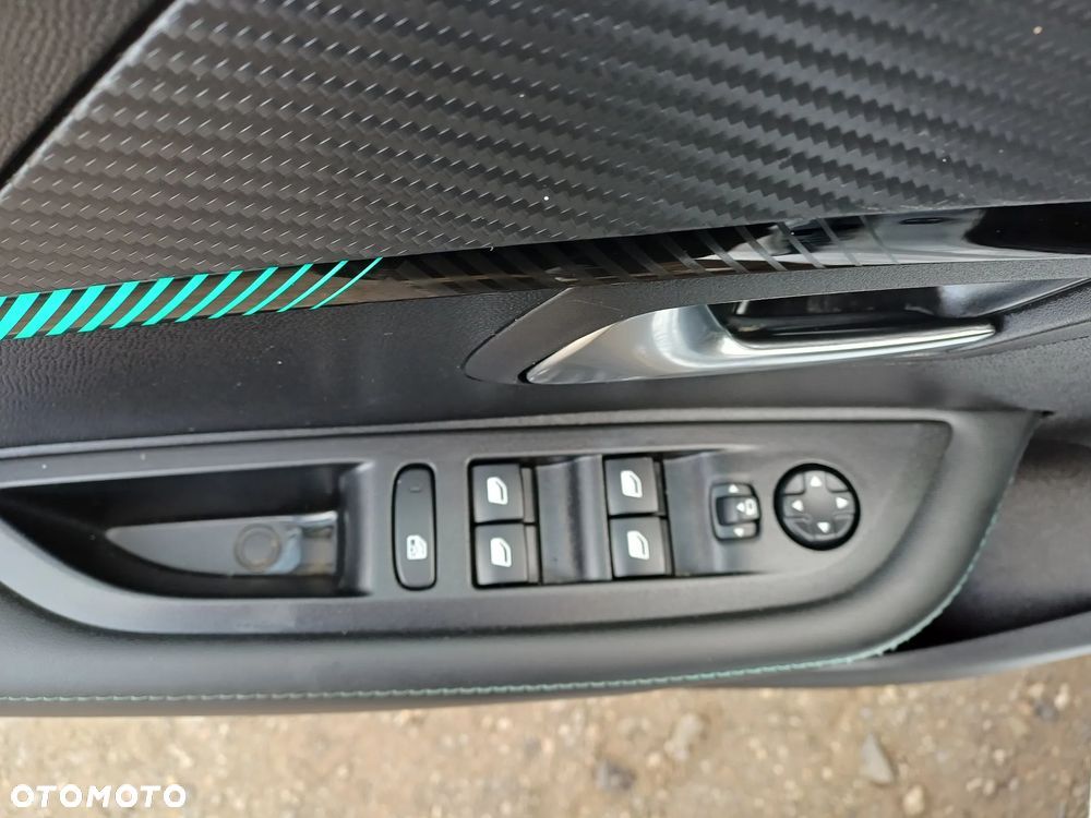 Peugeot 208 PureTech 100 Allure - 15